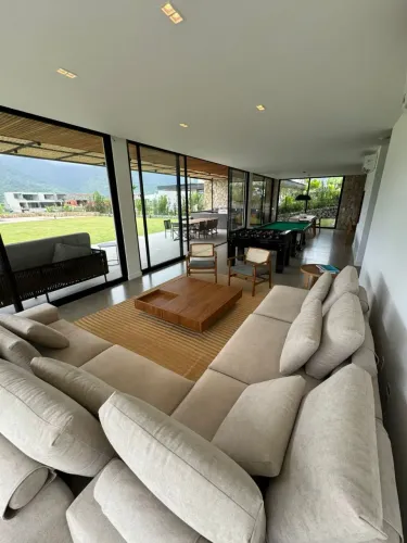 Casa de alto padrão para venda e locação diária no Portobello Resort em São Brás em Mangar
