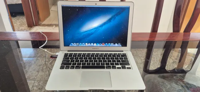 Macbook Air - Conservado + 2 Carregadores