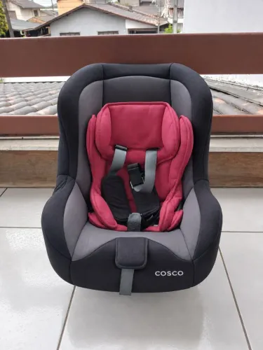Vendo cadeirinha cosco