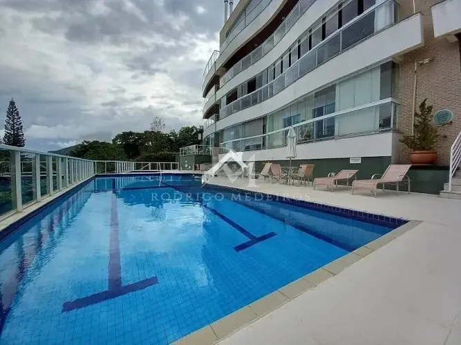 COBERTURA DUPLEX FRENTE MAR NO JOÃO PAULO  FLORIANÓPOLIS