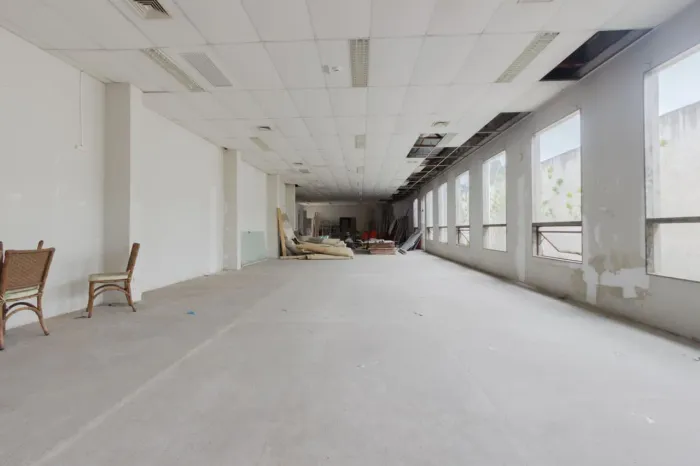 Sobreloja na Avenida Doutor Alberto de Oliveira Lima, 61 - Térreo 280 m²