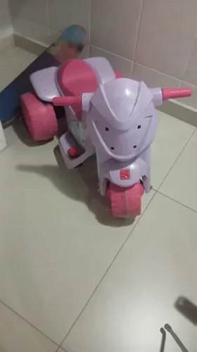 Moto elétrica menina Bandeirantes
