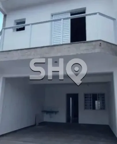 Sobrado novo com 4 suítes e 4 vagas na Vila Romana