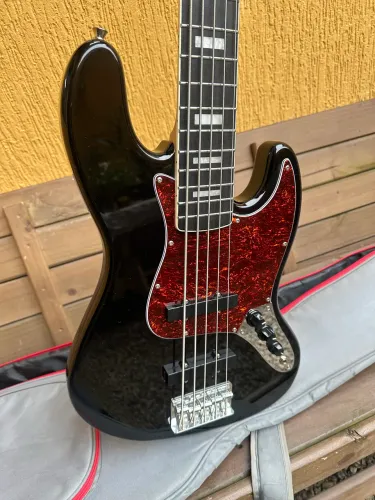 Baixo Seizi jazz bass Jazu JB5 Black  -Troco por instrumentos musicais novos/seminovos