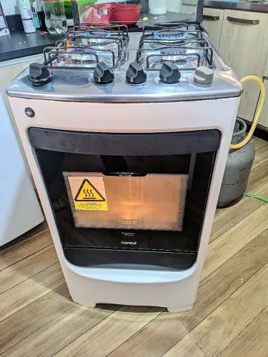 Vendo fogão 4 bocas Eletrolux acendimento automático bocas e forno luz interna entrego 