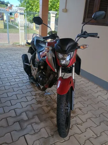 Titan 160 2025 único dono
