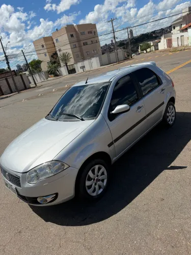 Fiat Palio ELX 1.4 MPI Fire Flex 8V 4P 2010