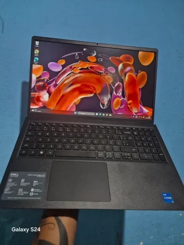 Notebook dell inspiron 15 3530 em estado de novo