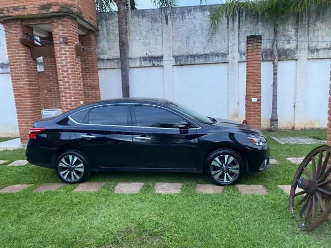 Nissan Sentra SV 2.0 Flexstart 16V Aut. 2017