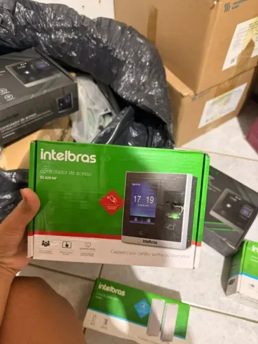Controlador de Acesso Intelbras SS 420 MF - Biometria, Cartão e Senha