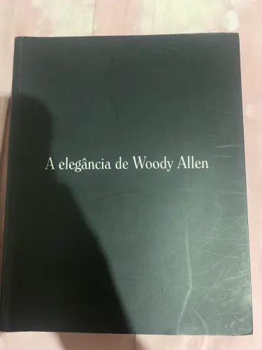 Catálogo - A Elegância de Woody Allen
