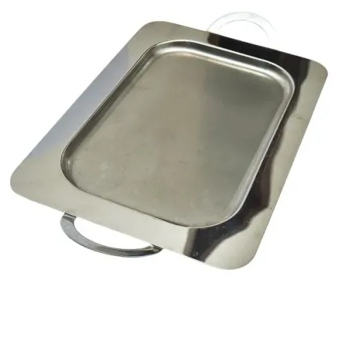 Descrição:Bandeja em inox com alças integradas