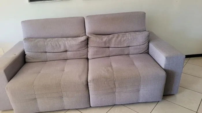 VENDO SOFÁ RETRÁTIL 3 LUGARES