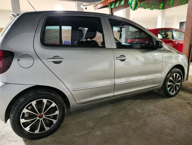 Volkswagen Fox 1.0 MI Total Flex 8V 5P 2012