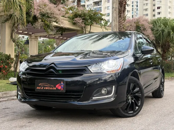 Citroen C4 Lounge Tendance 1.6 Turbo 4P AUT 2015