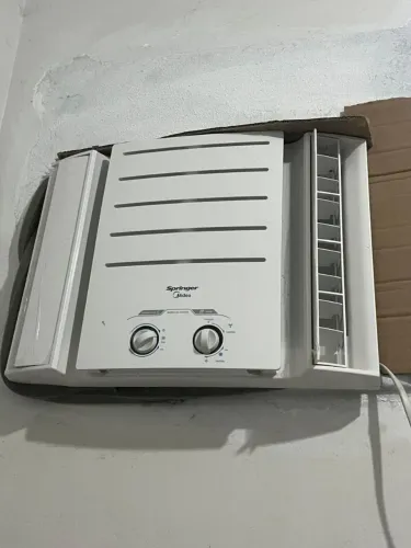 Ar condicionado 