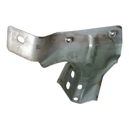 Suporte Para Lama Direito Vw Polo 2004 2014 Prata