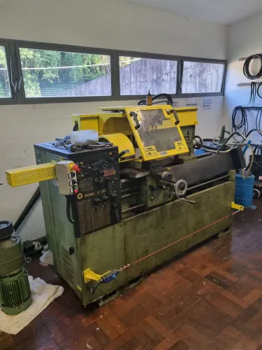 Torno mecânico romi id20 e fresadora Sanches blanes modelo FF20