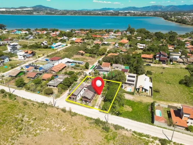 TERRENO DE ESQUINA IBIRAQUERA, IMBITUBA/SC | 1.061 m²