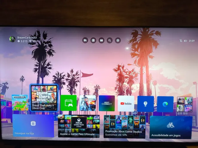 Xbox one 500 giga com dois jogos