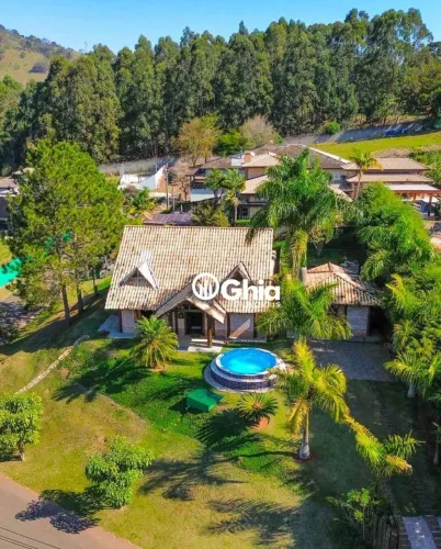 Sobrado com 4 dormitórios à venda, 330 m² por R$ 2.400.000,00 - Penha - Bragança Paulista/