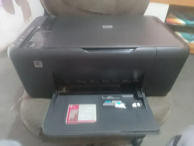 Impressora HP Deskjet modelo F 4480 Preta