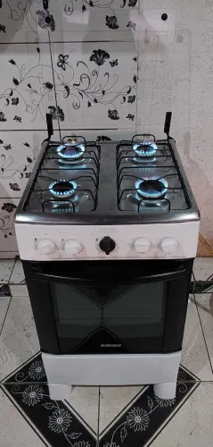 Ótimo fogão Itatiaia top de 4 bocas manual com super chama conservado