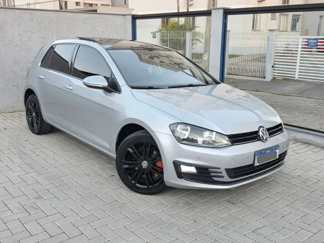 Volkswagen Golf Comfortline 1.0 TSI Total Flex Mec. 2017