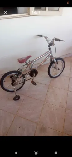 Bicicleta aro 16, só pegar e andar.