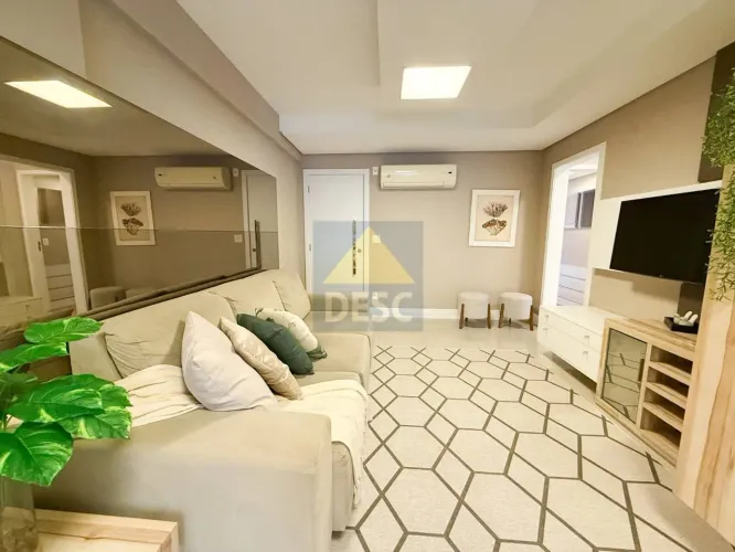 Apartamento Quadra Mar Mobiliado e Decorado à Venda no Ed. San Andreas em Balneário Cambor