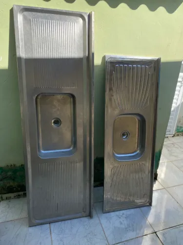 Pias de inox concretadas