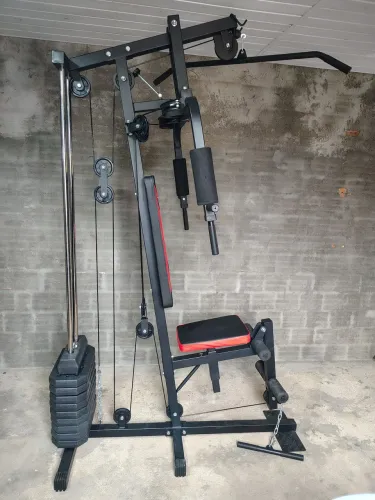 Vende se aparelho de musculação 45 kg de segunda mão porém nunca usado