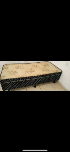 Cama de solteiro em ótimo estado - R$150