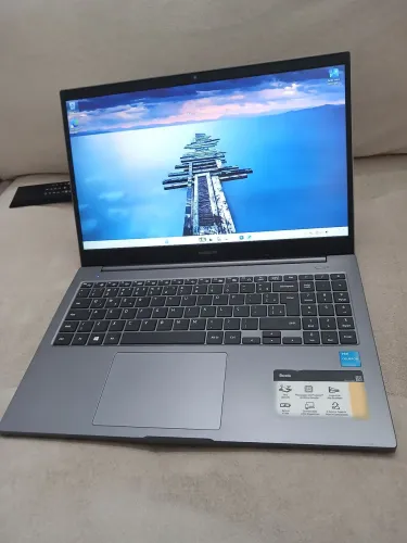 Notebook Samsung Book 