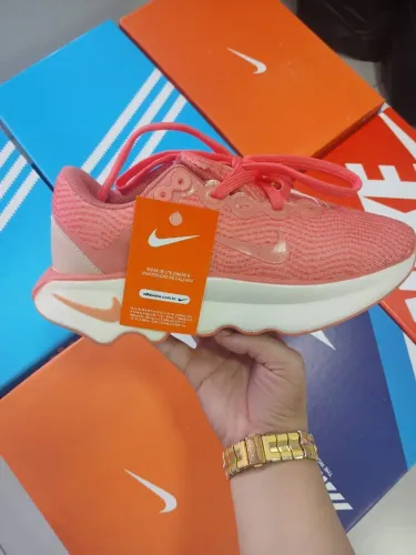 NIKE MOTIVA ROSA