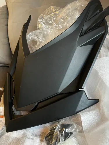 TAMPA/DEFLETOR DO BAGAGEIRO DIANTEIRO PARA MODELOS DE JET SKI - SPARK