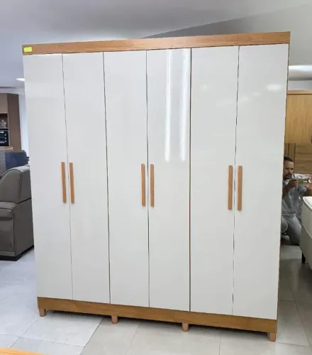 Guarda roupa