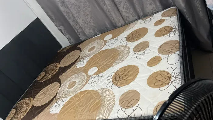 Cama