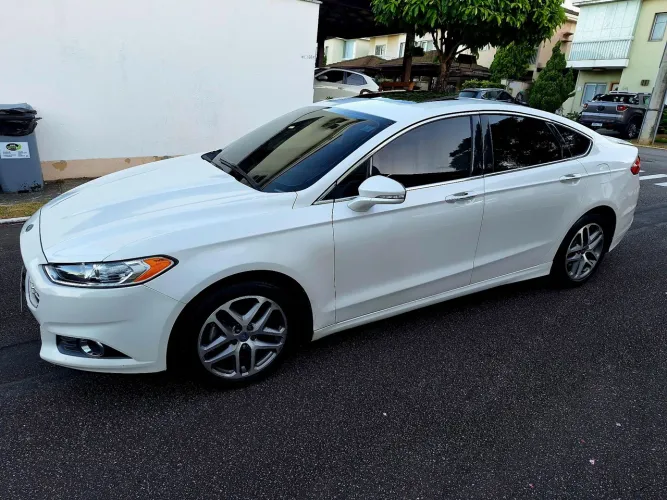 FORD FUSION 2.5l I-vct FLEX AUTOMÁTICO COM TETO SOLAR 2014