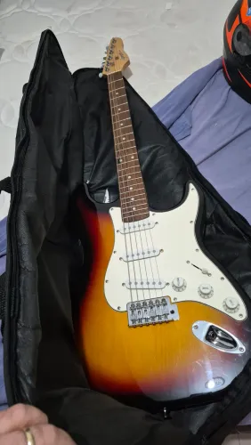 Guitarra Gianini