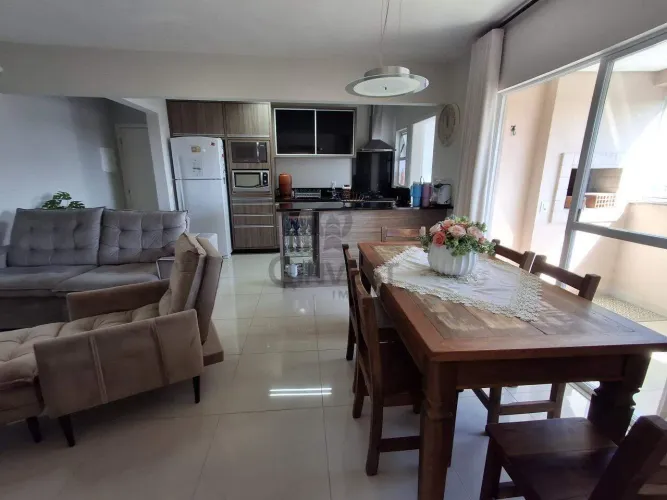 Apartamento mobiliado para locação no Centro de Araranguá/SC com 3 dormitórios, sendo 1 su
