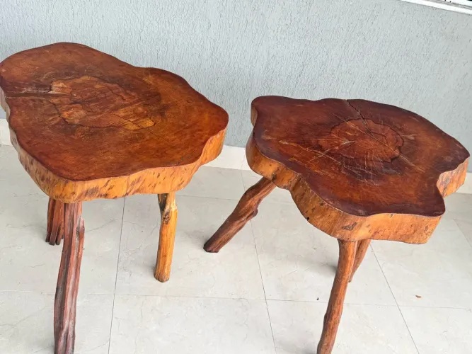 VENDE-SE DUAS MESAS RÚSTICA COM DISIGNER