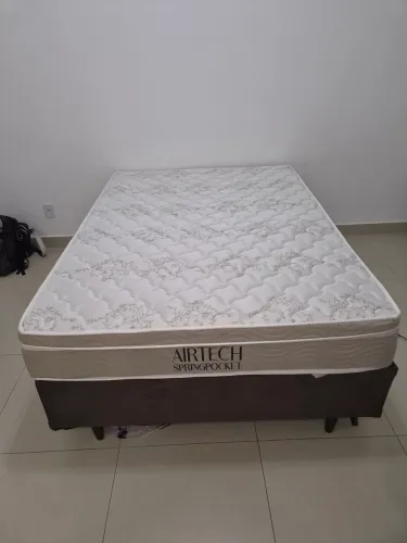 Base + colchão ortobom airtech springpocket (4 dias de uso)
