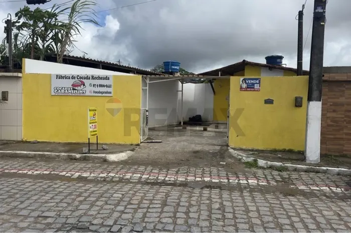 Imóvel Comercial à venda na entrada principal do Viana e Moura