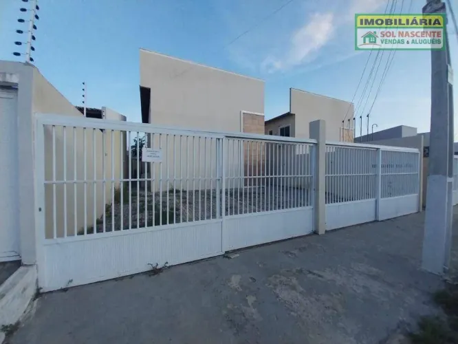 Apartamento com 2 dormitórios para alugar, 55 m² por R$ 600,00/mês - Ancuri - Fortaleza/CE