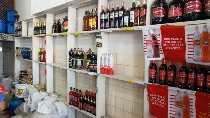 Prateleira de madeira
