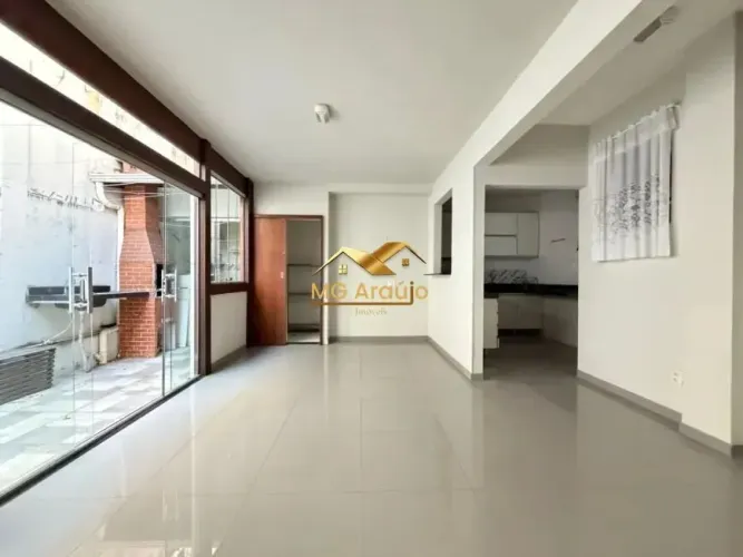 Apartamento com Área Privativa, 03 Quartos, Santa Amélia, BH.