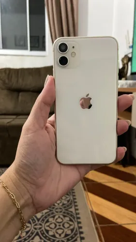 Vendo iPhone 11 64GB