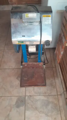 Máquina de moer cana de açúcar e jogo de panelas