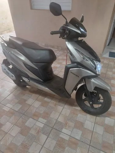 Honda elite 125